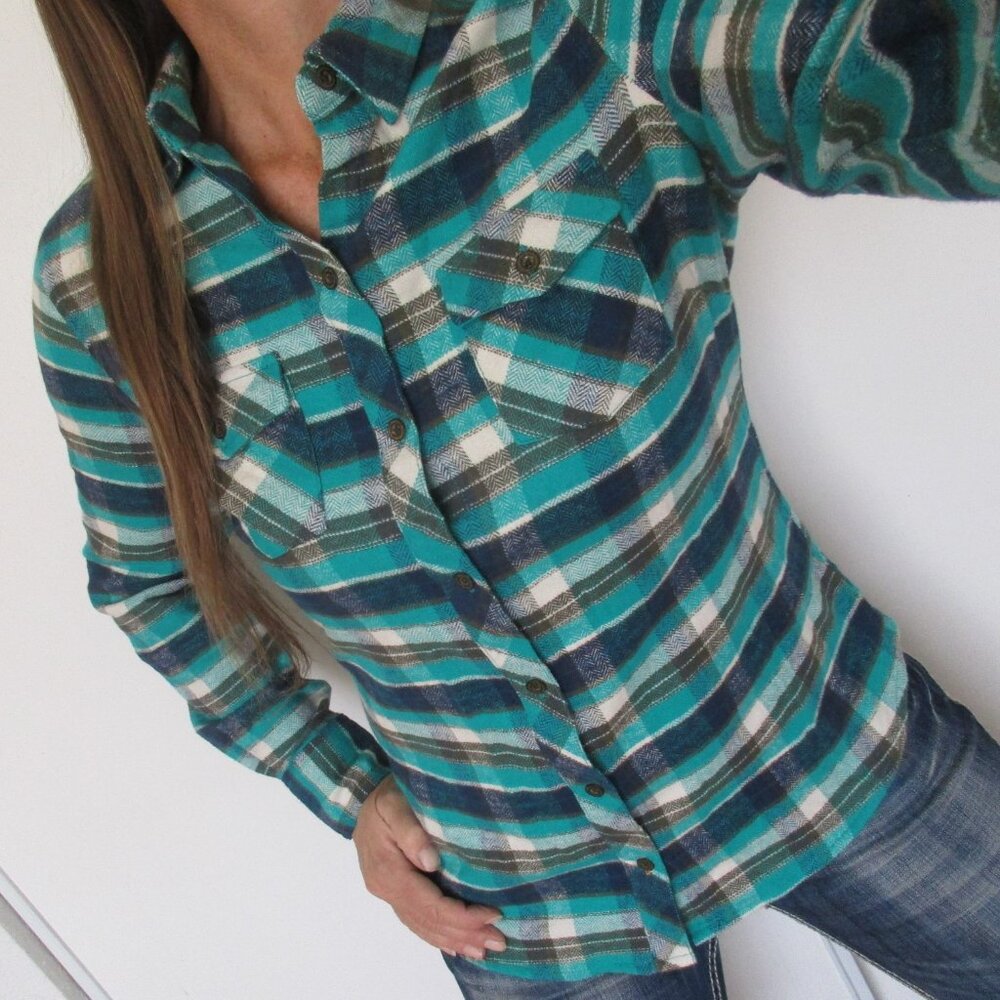 New FIELD & STREAM Top Size Medium Button Down Flannel Shirt